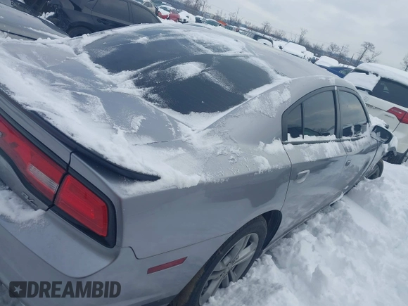 2014 Dodge Charger RT Plus with VIN 2C3CDXDT7EH341420, listed as a IAAI auction lot 41207433 with 70,911 mi miles. Bid and sale history available at carsss.com. Image 4.