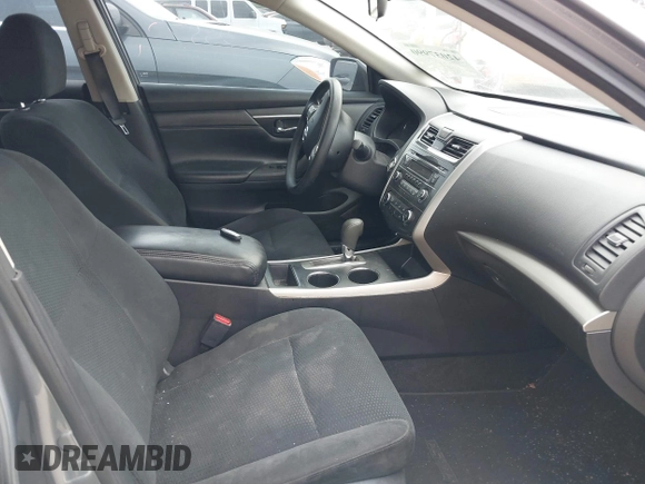 2015 Nissan Altima S with VIN 1N4AL3AP5FC479473, listed as a IAAI auction lot 42037990 with 142,006 mi miles and . Bid and sale history available at carsss.com. Image 5.