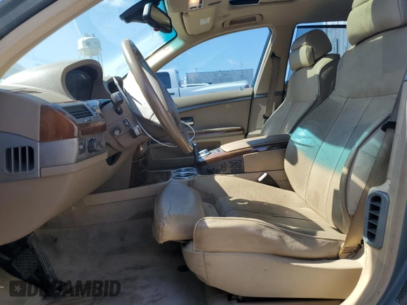 2004 BMW 7 Series 745Li with VIN WBAGN63414DS47413, listed as a Copart auction lot 62835195 with 118,457 mi miles and Clean title. Bid and sale history available at DreamBid. Image 7.