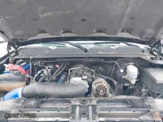 2009 Chevrolet Silverado 1500 LT with VIN 2GCEK29J991112885, listed as a IAAI auction lot 41632179 with 180,557 mi miles. Bid and sale history available at carsss.com. Image 10.