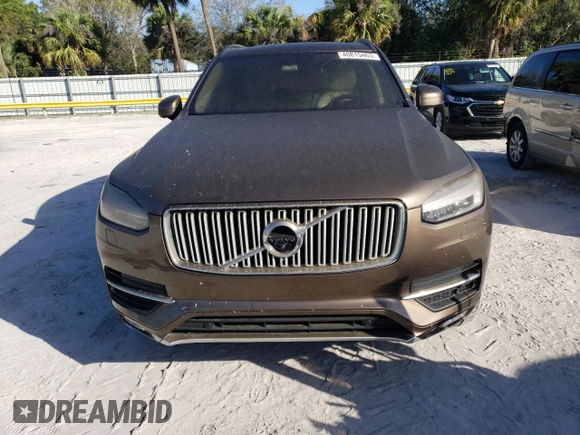 2017 Volvo XC90 Inscription with VIN YV4A22PL8H1174301, listed as a Copart auction lot 40815463 with 62,689 mi miles. Bid and sale history available at carsss.com. Image 5.
