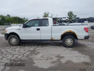 2013 Ford F-150 XL с VIN 1FTFX1EF3DKE62894, выставлен на аукционе IAAI как лот 42248853 с пробегом 233 743 миль миль и . История ставок и продаж доступна на DreamBid. Изображение 14.