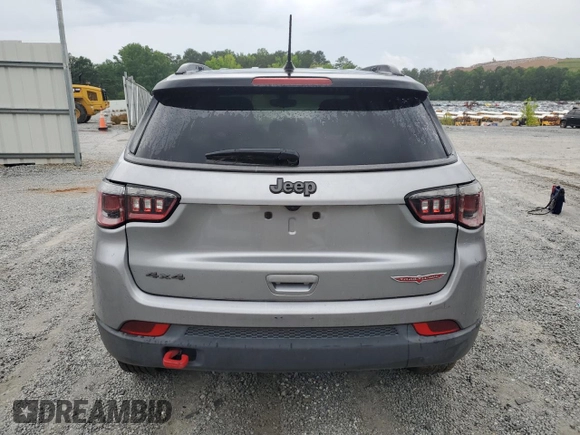 2018 Jeep Compass Trailhawk with VIN 3C4NJDDB4JT451409, listed as a Copart auction lot 58769305 with 135,562 mi miles and Clean title. Bid and sale history available at DreamBid. Image 6.
