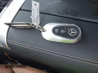 2024 Mercedes-Benz CLE z VIN W1KMJ6BB2RF035221, wystawiony jako IAAI lot #41575317 z przebiegiem 2 467 mil mil oraz . Historia ofert i sprzedaży dostępna na DreamBid. Obrazek 11.