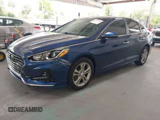 2018 Hyundai Sonata SEL with VIN 5NPE34AF2JH643218, listed as a IAAI auction lot 42139668 with 183,371 mi miles and . Bid and sale history available at carsss.com. Image 2.
