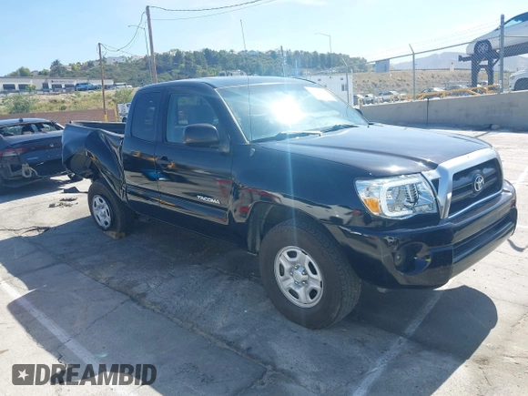 2008 Toyota Tacoma z VIN 5TETX22N28Z473083, wystawiony jako IAAI lot #42280489 z przebiegiem 160 261 mil mil oraz . Historia ofert i sprzedaży dostępna na DreamBid. Obrazek 1.