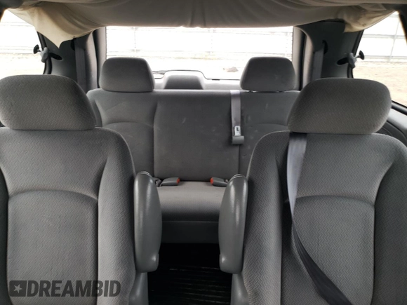 2006 Dodge Caravan Cargo z VIN 1D4GP21E26B511838, wystawiony jako Copart lot #72561364 z przebiegiem 56 444 mil mil oraz Tytuł czysty. Historia ofert i sprzedaży dostępna na DreamBid. Obrazek 10.