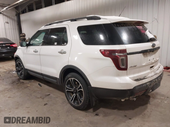 2013 Ford Explorer Sport with VIN 1FM5K8GT2DGC24829, listed as a IAAI auction lot 41722533 with 124,240 mi miles and . Bid and sale history available at carsss.com. Image 3.