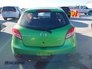 2013 Mazda Mazda2 Sport with VIN JM1DE1KY2D0165212, listed as a IAAI auction lot 41395935 with 87,234 mi miles. Bid and sale history available at carsss.com. Image 17.