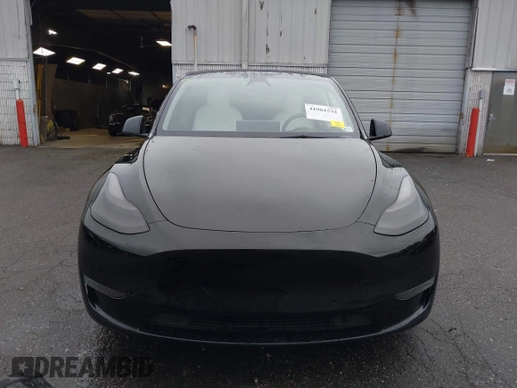 2022 Tesla Model Y Performance with VIN 7SAYGDEF7NF403701, listed as a IAAI auction lot 41961532 with 83,728 mi miles and . Bid and sale history available at DreamBid. Image 13.