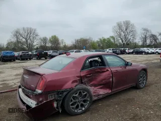 2018 Chrysler 300 S z VIN 2C3CCAGG9JH165768, wystawiony jako Copart lot #53819645 z przebiegiem 43 403 mil mil oraz Szkoda całkowita • Salvage title. Historia ofert i sprzedaży dostępna na DreamBid. Obrazek 3.