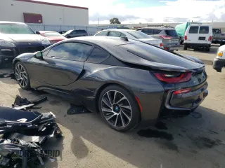 2015 BMW i8 z VIN WBY2Z2C57FV392504, wystawiony jako Copart lot #78608573 z przebiegiem 25 505 mil mil oraz . Historia ofert i sprzedaży dostępna na DreamBid. Obrazek 2.