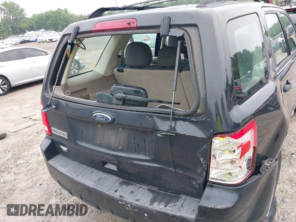 2010 Ford Escape XLS с VIN 1FMCU0C75AKD24279, выставлен на аукционе IAAI как лот 42506127 с пробегом 188 730 миль миль и . История ставок и продаж доступна на DreamBid. Изображение 6.