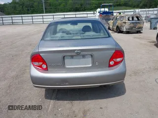 2001 Nissan Maxima GXE с VIN JN1CA31D11T838098, выставлен на аукционе IAAI как лот 42248978 с пробегом 180 614 миль миль и . История ставок и продаж доступна на DreamBid. Изображение 16.