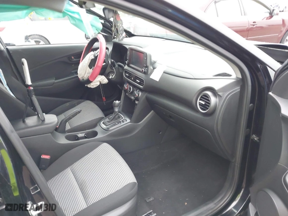 2021 Hyundai Kona SE with VIN KM8K1CAA3MU663328, listed as a IAAI auction lot 40859258 with 80,566 mi miles. Bid and sale history available at carsss.com. Image 5.