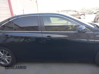 2017 Toyota Camry Hybrid LE with VIN 4T1BD1FK5HU203381, listed as a IAAI auction lot 41356346 with 158,843 mi miles. Bid and sale history available at carsss.com. Image 13.
