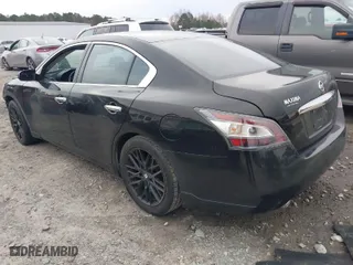 2013 Nissan Maxima 3.5 S with VIN 1N4AA5AP0DC800835, listed as a IAAI auction lot 41739291 with 188,029 mi miles. Bid and sale history available at carsss.com. Image 3.