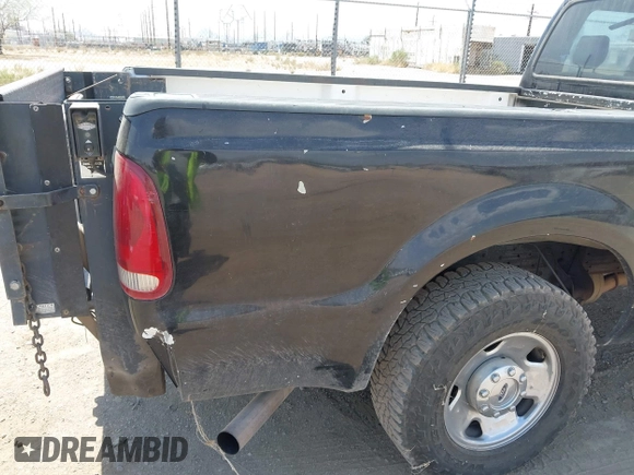 2006 Ford F-250 XL with VIN 1FTSW20536EA74961, listed as a IAAI auction lot 42649767 with 139,061 mi miles and . Bid and sale history available at DreamBid. Image 17.