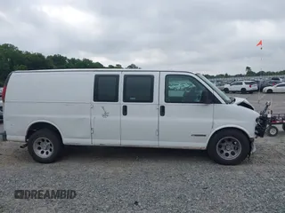1997 Chevrolet Chevy Van с VIN 1GCFG29M7V1055926, выставлен на аукционе IAAI как лот 42307029 с пробегом 184 462 миль миль и . История ставок и продаж доступна на DreamBid. Изображение 13.