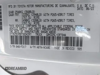 2023 Toyota Tacoma SR z VIN 3TYRZ5CN5PT034397, wystawiony jako IAAI lot #42055222 z przebiegiem 39 144 mil mil oraz . Historia ofert i sprzedaży dostępna na DreamBid. Obrazek 9.