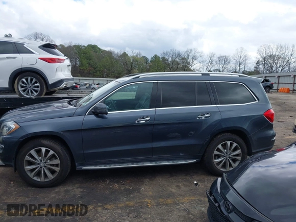2015 Mercedes-Benz GL-Class GL 350 BlueTEC with VIN 4JGDF2EE1FA441750, listed as a IAAI auction lot 41716996 with 87,026 mi miles. Bid and sale history available at carsss.com. Image 14.