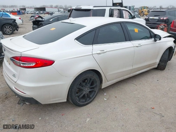 2020 Ford Fusion SE with VIN 3FA6P0HD6LR188434, listed as a IAAI auction lot 41528567 with 1 mi miles. Bid and sale history available at carsss.com. Image 4.