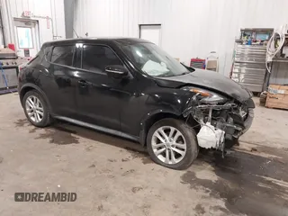 2016 Nissan Juke SL with VIN JN8AF5MV4GT656978, listed as a IAAI auction lot 41294008 with 84,545 mi miles. Bid and sale history available at carsss.com. Image 1.