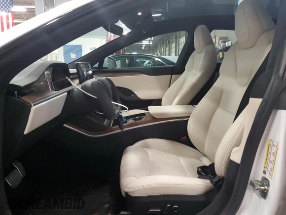 2023 Tesla Model S с VIN 5YJSA1E5XPF520265, выставлен на аукционе Copart как лот 54833255 с пробегом 16 502 миль миль и Списание • Salvage title. История ставок и продаж доступна на DreamBid. Изображение 7.