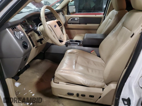 2014 Ford Expedition EL XLT with VIN 1FMJK1J57EEF25674, listed as a Copart auction lot 45651945 with 232,144 mi miles and Clean Title. Bid and sale history available at carsss.com. Image 7.