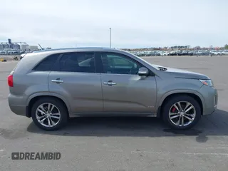 2014 Kia Sorento SX with VIN 5XYKWDA75EG453820, listed as a IAAI auction lot 41883759 with 192,137 mi miles. Bid and sale history available at carsss.com. Image 13.