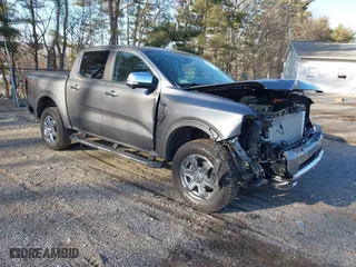 2024 Ford Ranger LARIAT with VIN 1FTER4KH3RLE14617, listed as a IAAI auction lot 41705701 with 9,082 mi miles. Bid and sale history available at carsss.com. Image 1.
