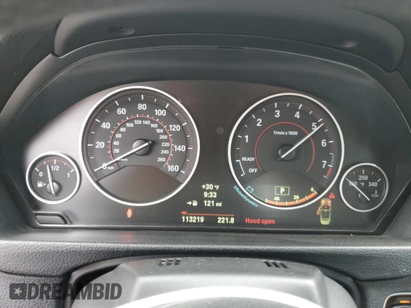 2014 BMW 4 Series 428i с VIN WBA3V5C52EP751132, выставлен на аукционе Copart как лот 87690295 с пробегом 113 219 миль миль и Списание • Salvage title. История ставок и продаж доступна на DreamBid. Изображение 9.