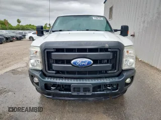 2012 Ford F-250 XL with VIN 1FTBF2B69CEA67384, listed as a Copart auction lot 57067335 with 230,583 mi miles and Clean title. Bid and sale history available at DreamBid. Image 5.