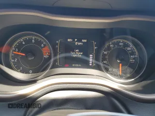 2018 Jeep Cherokee Latitude Tech Connect с VIN 1C4PJLCB1JD558928, выставлен на аукционе Copart как лот 57655535 с пробегом 81 130 миль миль и Списание • Salvage title. История ставок и продаж доступна на DreamBid. Изображение 9.