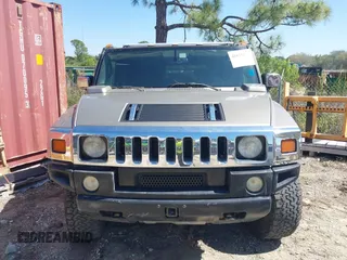2005 Hummer H2 SUV with VIN 5GRGN23U85H129007, listed as a IAAI auction lot 41625417 with 102,389 mi miles. Bid and sale history available at carsss.com. Image 12.