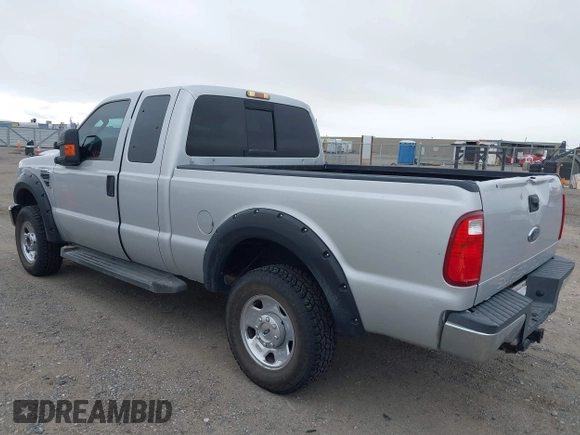 2008 Ford Super Duty F-250 SRW XL with VIN 1FTSX21548EA50876, listed as a IAAI auction lot 41540247 with 263,132 mi miles. Bid and sale history available at carsss.com. Image 3.