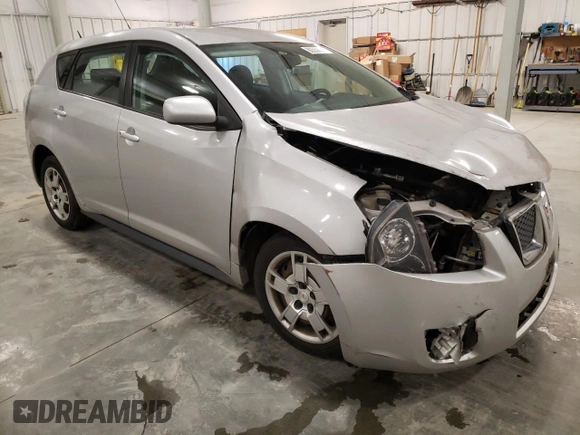 2010 Pontiac Vibe with VIN 5Y2SM6E03AZ403914, listed as a Copart auction lot 80558034 with 104,331 mi miles and Salvage Title. Bid and sale history available at carsss.com. Image 4.