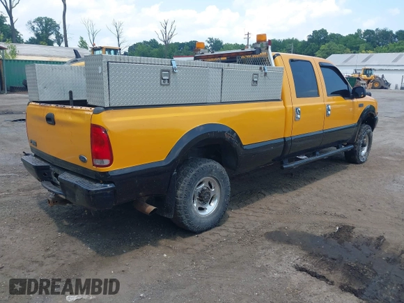2002 Ford F-350 XL with VIN 1FTSW31F82EA52722, listed as a IAAI auction lot 42688553 with 121,065 mi miles and . Bid and sale history available at DreamBid. Image 4.