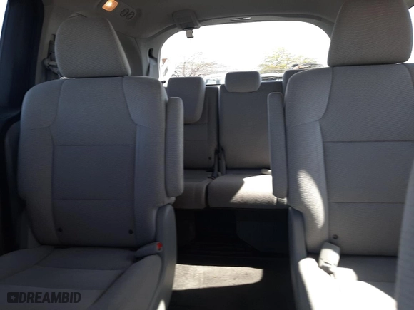 2012 Honda Odyssey LX with VIN 5FNRL5H24CB019934, listed as a Copart auction lot 52412605 with 157,725 mi miles and Salvage Title. Bid and sale history available at carsss.com. Image 10.