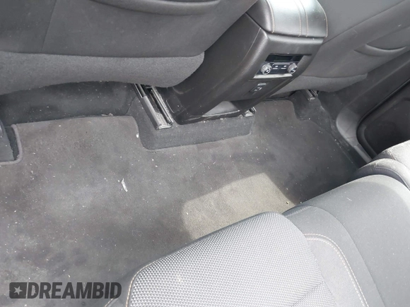 2018 Chevrolet Traverse LS with VIN 1GNERFKW8JJ172506, listed as a IAAI auction lot 42164354 with Not provided miles and . Bid and sale history available at DreamBid. Image 12.