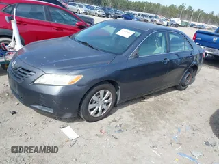 2007 Toyota Camry CE z VIN 4T1BE46K07U102536, wystawiony jako IAAI lot #41629462 z przebiegiem 149 768 mil mil oraz . Historia ofert i sprzedaży dostępna na DreamBid. Obrazek 2.