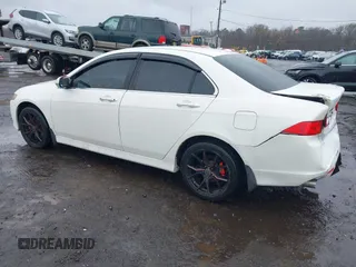 2007 Acura TSX Navi with VIN JH4CL96987C010023, listed as a IAAI auction lot 42026153 with 225,003 mi miles and . Bid and sale history available at DreamBid. Image 3.
