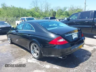 2006 Mercedes-Benz CLS 500 with VIN WDDDJ75X26A067981, listed as a IAAI auction lot 41946739 with 184,684 mi miles and . Bid and sale history available at DreamBid. Image 3.