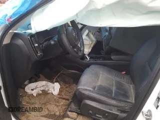 2023 Volvo XC40 Ultimate Dark Theme z VIN YV4L12UX8P2952575, wystawiony jako Copart lot #72947074 z przebiegiem Nie podano mil oraz Szkoda całkowita • Salvage title. Historia ofert i sprzedaży dostępna na DreamBid. Obrazek 7.