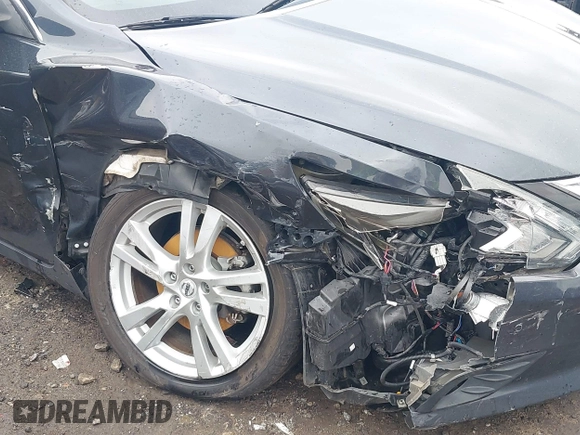 2017 Nissan Altima SR with VIN 1N4BL3AP8HC184956, listed as a IAAI auction lot 40779737 with 120,270 mi miles and . Bid and sale history available at DreamBid. Image 6.