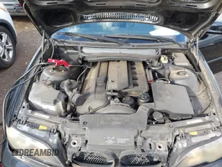2004 BMW 3 Series 330Ci with VIN WBABW534X4PL45064, listed as a IAAI auction lot 41453058 with 152,437 mi miles. Bid and sale history available at carsss.com. Image 10.