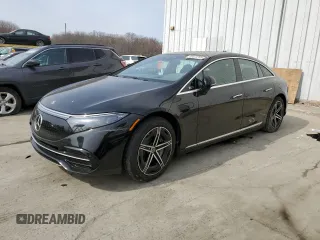 2024 Mercedes-Benz EQS 450 z VIN W1KCG2EB7RA048381, wystawiony jako Copart lot #48474745 z przebiegiem Nie podano mil oraz Szkoda całkowita • Salvage title. Historia ofert i sprzedaży dostępna na DreamBid. Obrazek 1.
