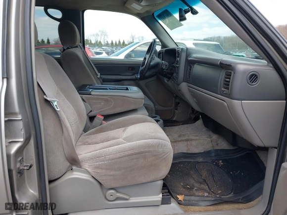 2003 Chevrolet Tahoe LT with VIN 1GNEC13Z63J100509, listed as a IAAI auction lot 42013681 with 1 mi miles. Bid and sale history available at carsss.com. Image 5.