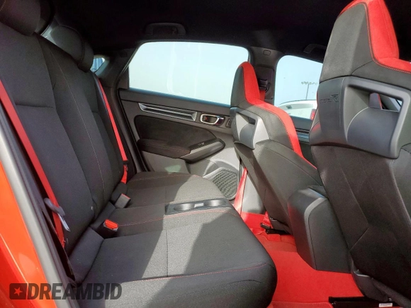 2025 Honda Civic Type R z VIN JHMFL5G40SX001231, wystawiony jako Copart lot #57126305 z przebiegiem 5731 mil mil oraz Szkody całkowita. Historia ofert i sprzedaży dostępna na DreamBid. Obrazek 10.