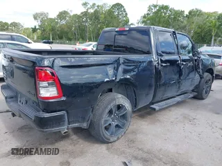 2023 Ram 1500 Big Horn z VIN 1C6RRFBG1PN612321, wystawiony jako IAAI lot #39303273 z przebiegiem 20 647 mil mil oraz . Historia ofert i sprzedaży dostępna na DreamBid. Obrazek 4.